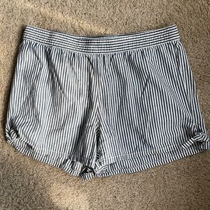 Madewell Elastic High-Waist Shorts